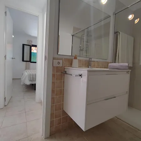 Con Jardin Privado Junto Al Yumbo Apartment Playa del Ingles (Gran Canaria)