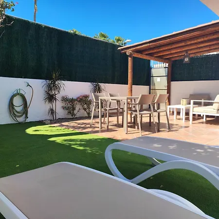 Con Jardin Privado Junto Al Yumbo